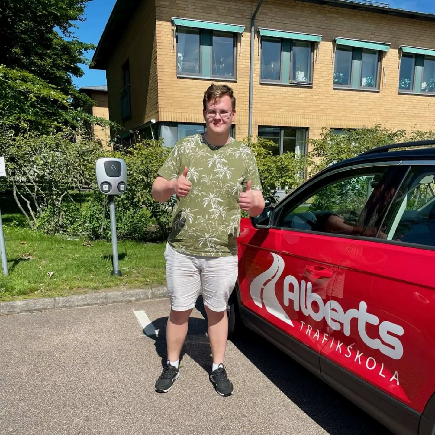 Skaffade körkort på Alberts Trafikskola