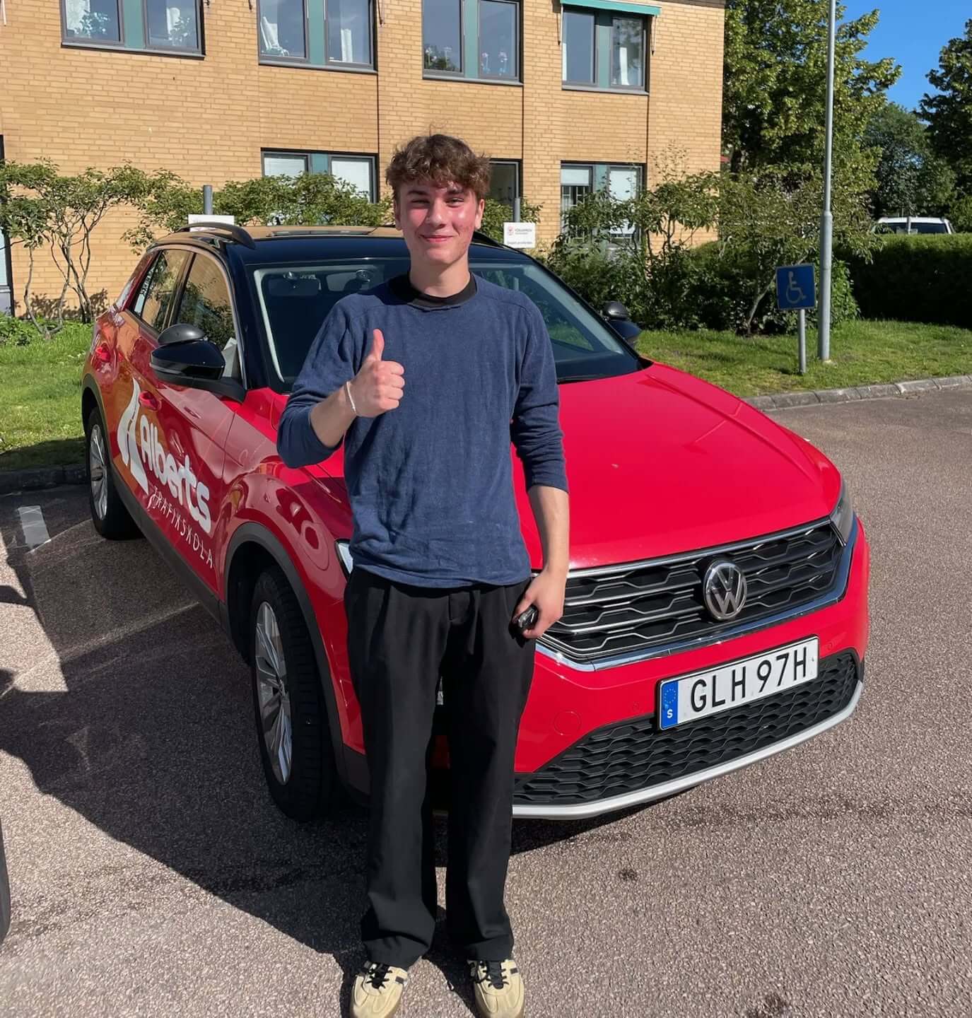 Skaffade körkort på Alberts Trafikskola